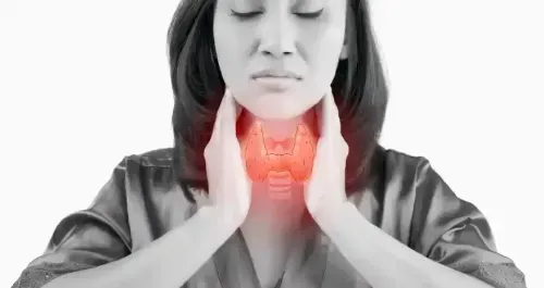 Manage Hyperthyroidism Naturally: A Complete Guide